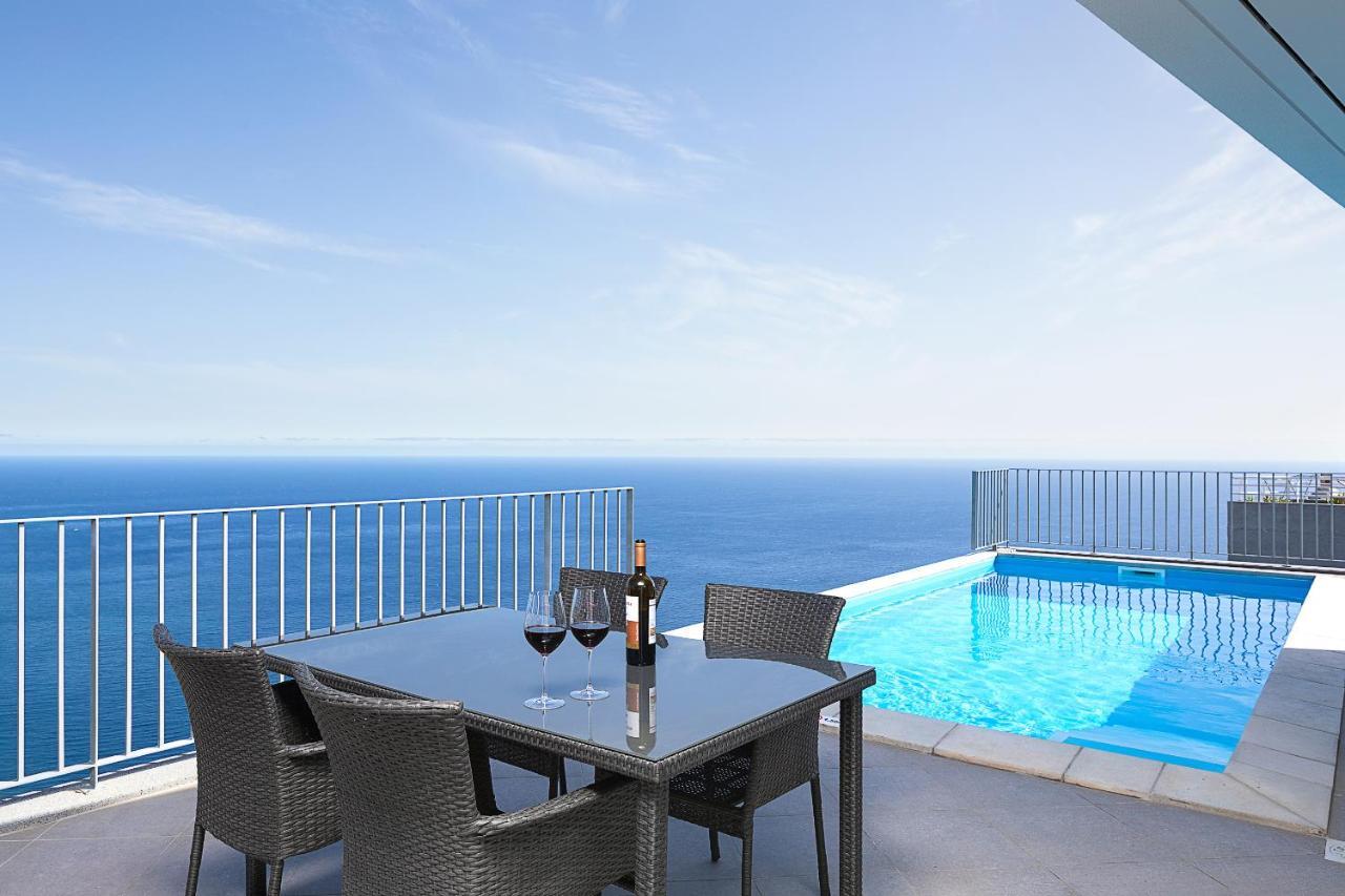 Villa Peak A Boo Private Heated Pool And Private Parking